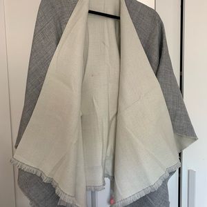 Uniqlo scarf poncho